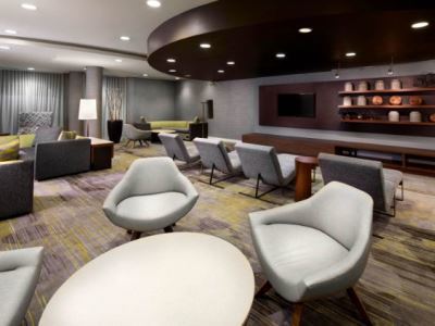 Hotel Courtyard Woodbridge 3*