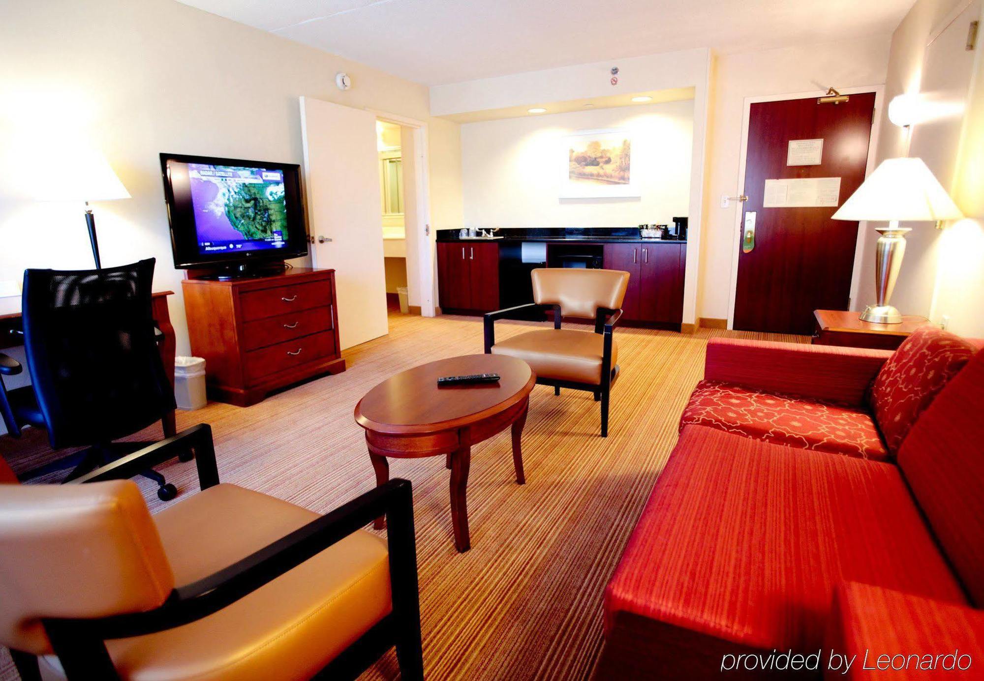 Hotel Courtyard Woodbridge Edison